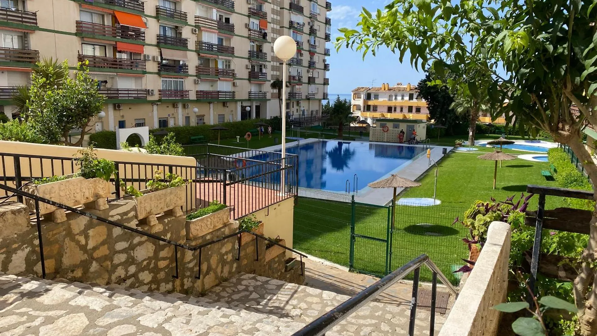 Apartamentos Naciones Playa, Los Molinillos Benalmádena España